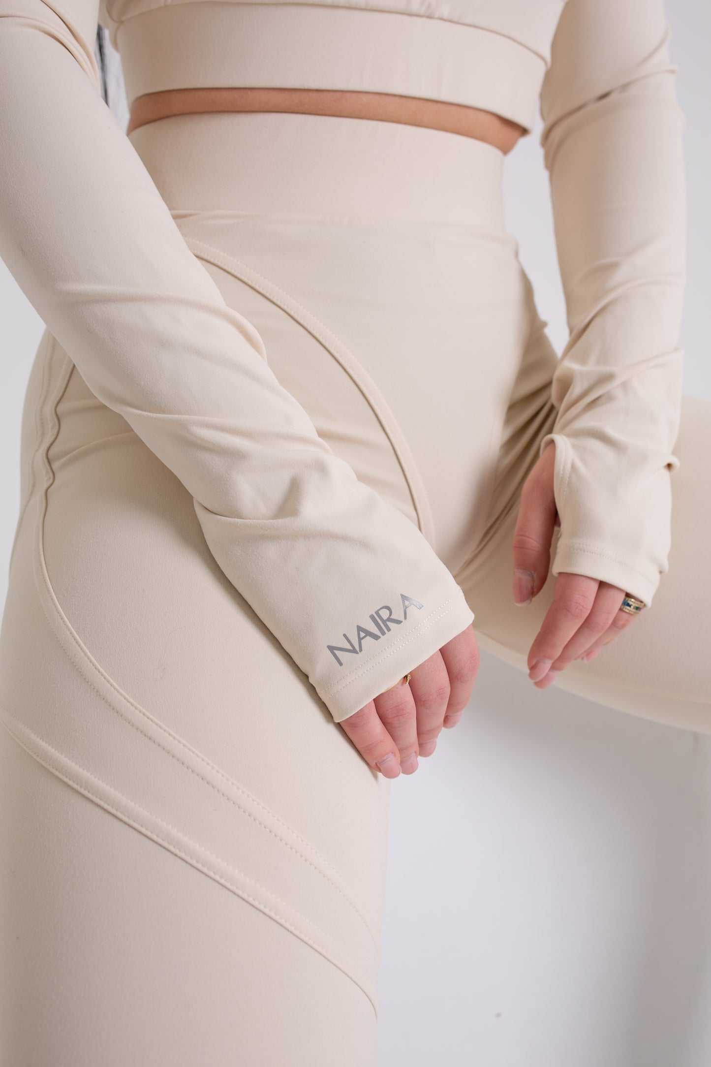 Kolekcia CONTOUR